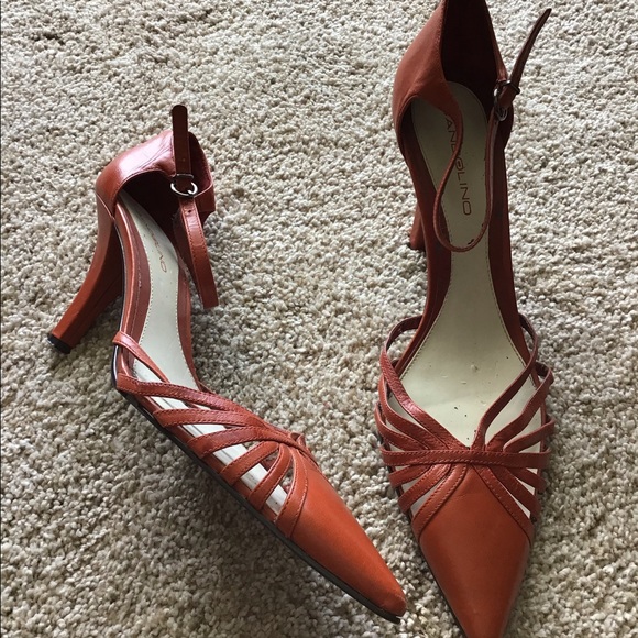 Bandolino Heels - Picture 2 of 7